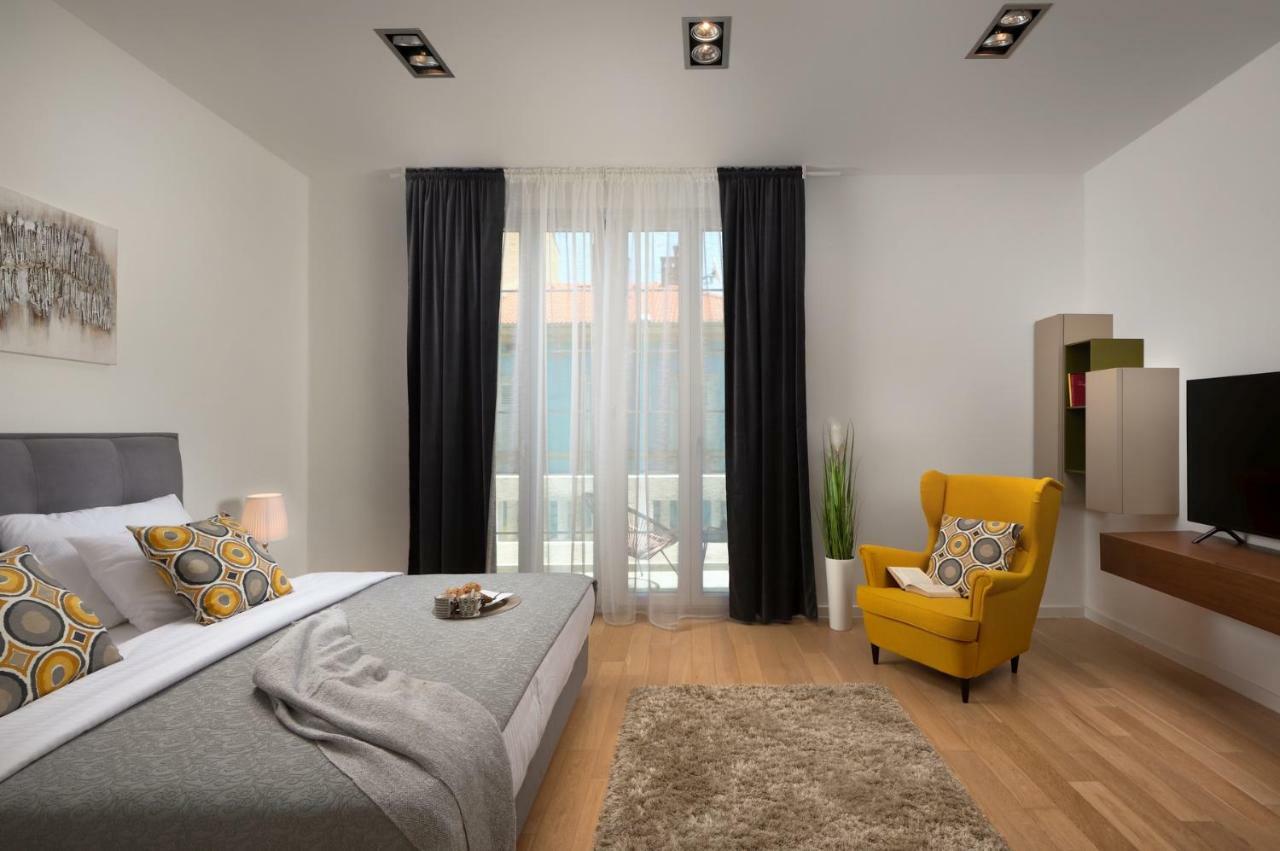 Carducci Apartment - Center PUY Eksteriør bilde